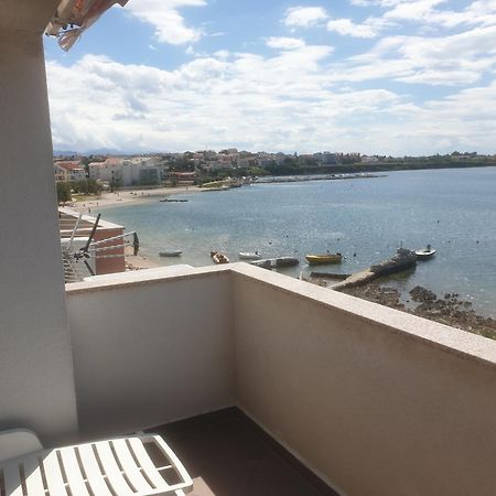 Summertime Apartmani Povljana Bilik gambar