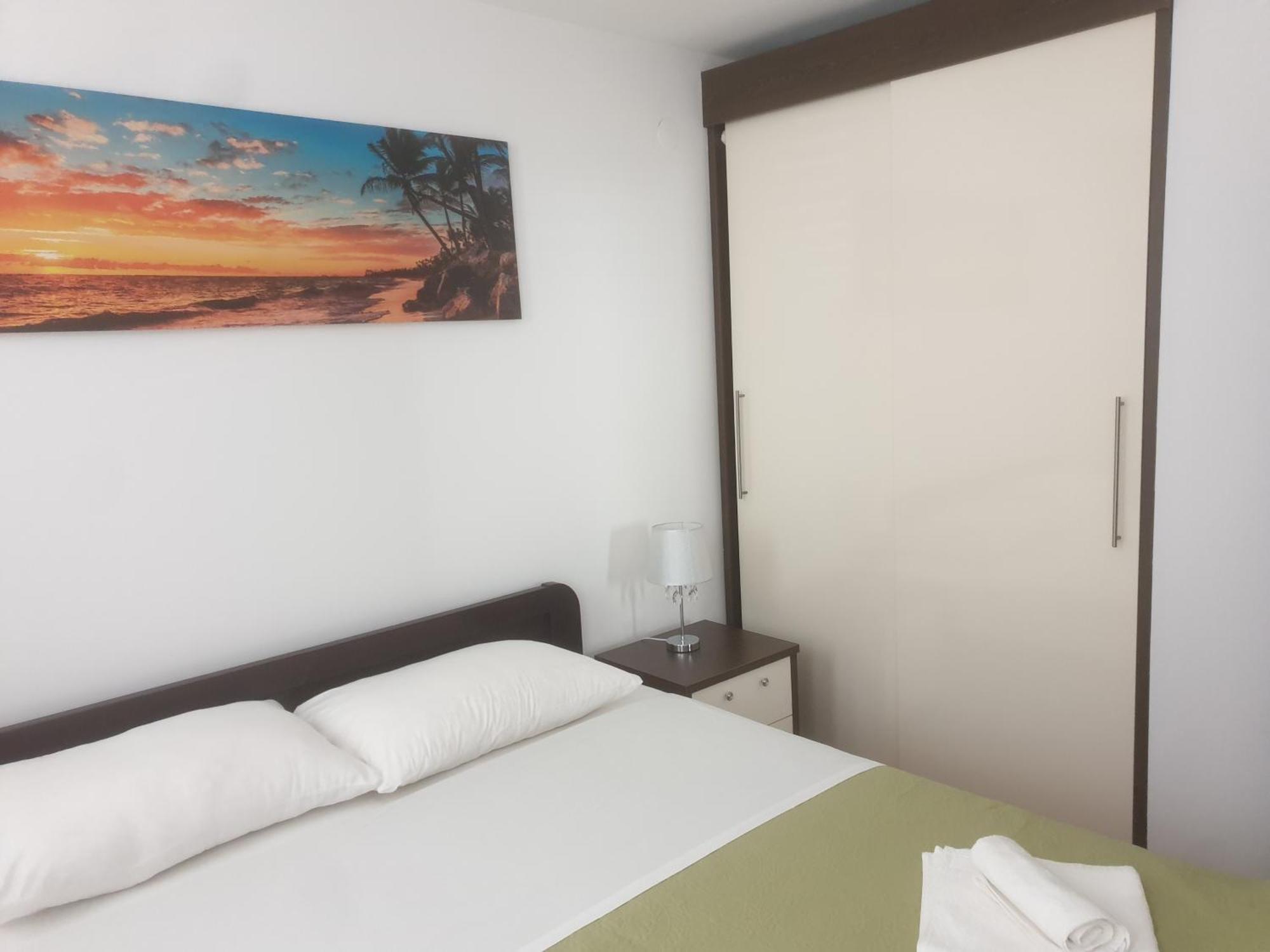 Summertime Apartmani Povljana Bilik gambar