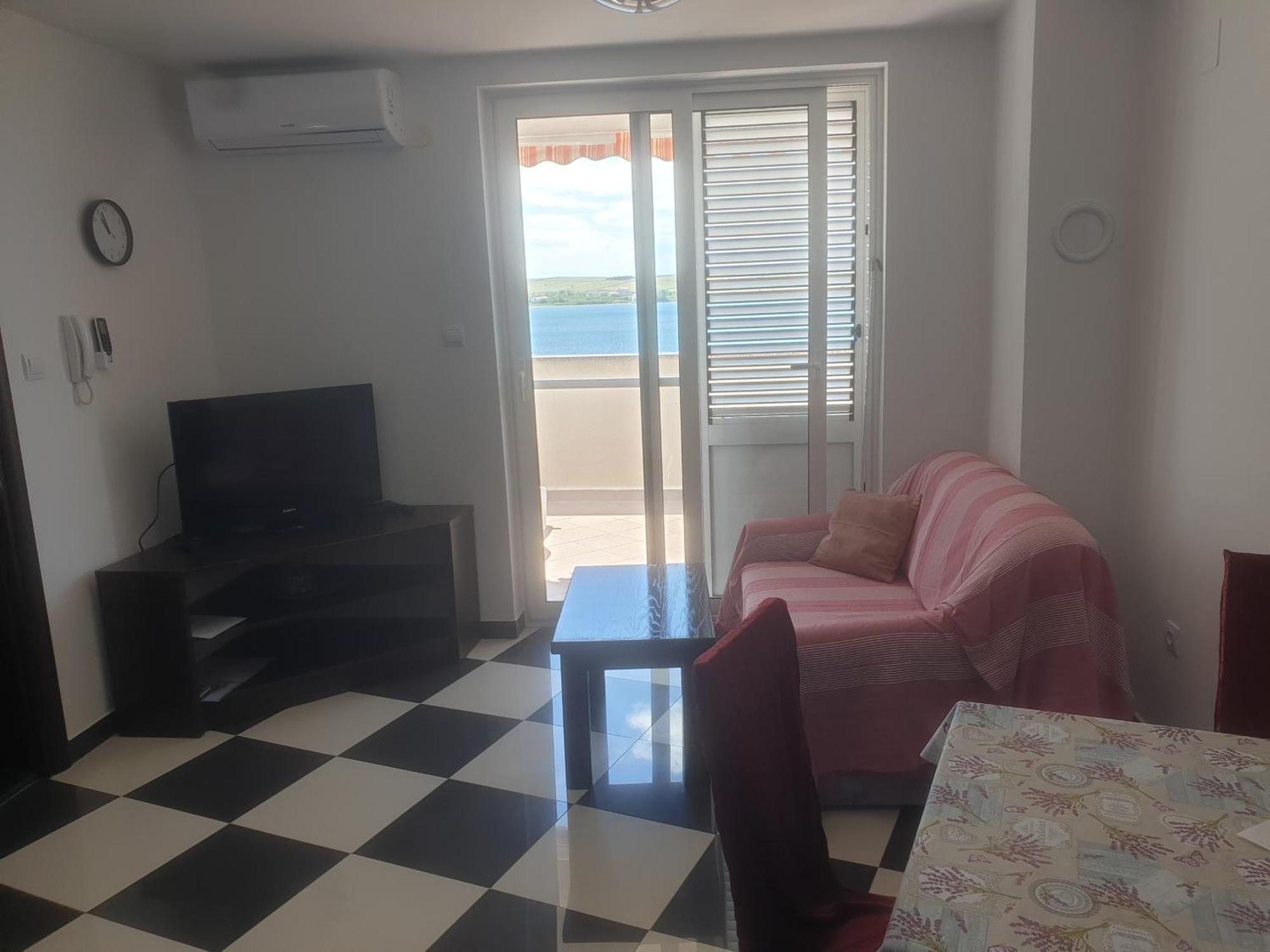 Summertime Apartmani Povljana Bilik gambar
